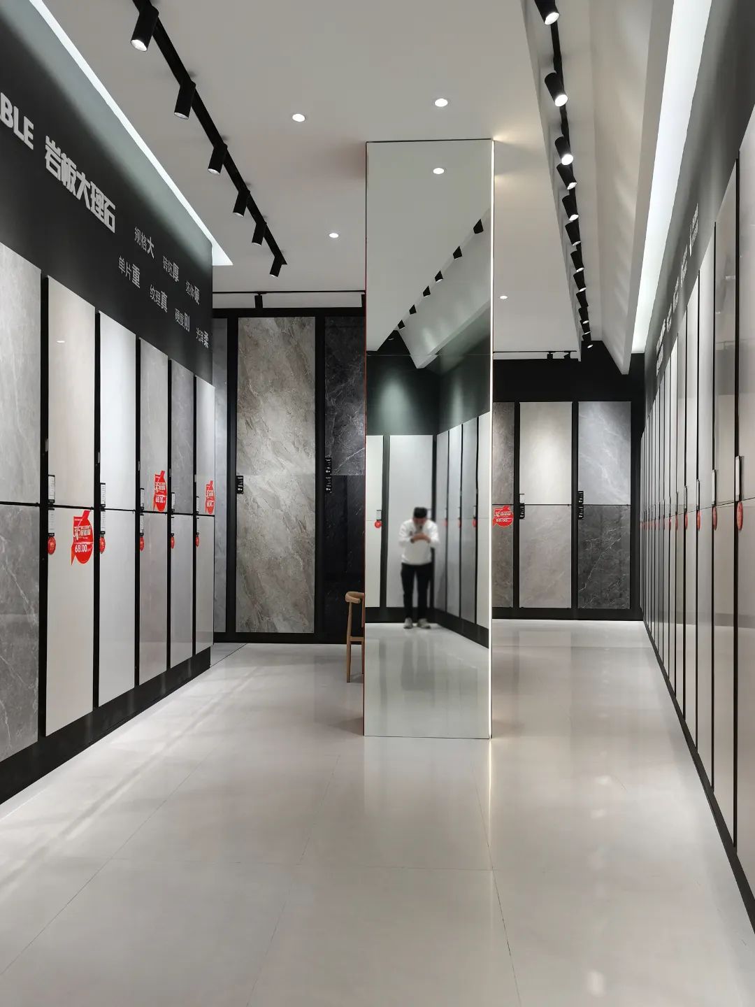 終端風(fēng)采 | 強輝淮南旗艦店，中性格調(diào)，以藝術(shù)裝點設(shè)計(圖12)