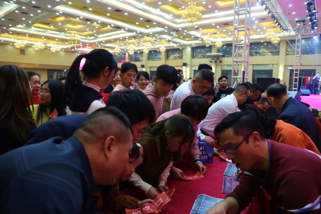 金虎迎新·領(lǐng)跑2022 | 集團(tuán)年度總結(jié)會暨新年晚會完美落幕！(圖24)