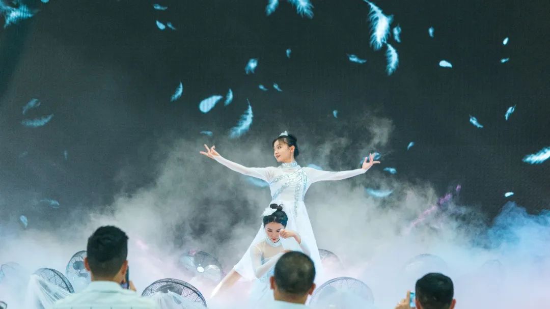 直擊發(fā)布會(huì)現(xiàn)場(chǎng) | 強(qiáng)輝再攜新品隆重亮相！(圖5)