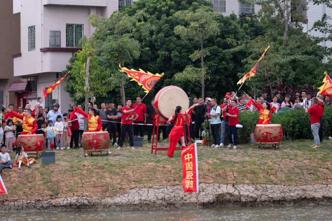 燃動金秋 | 草艇競渡，奪人風(fēng)采彰顯非遺文化瑰寶之韻(圖5)