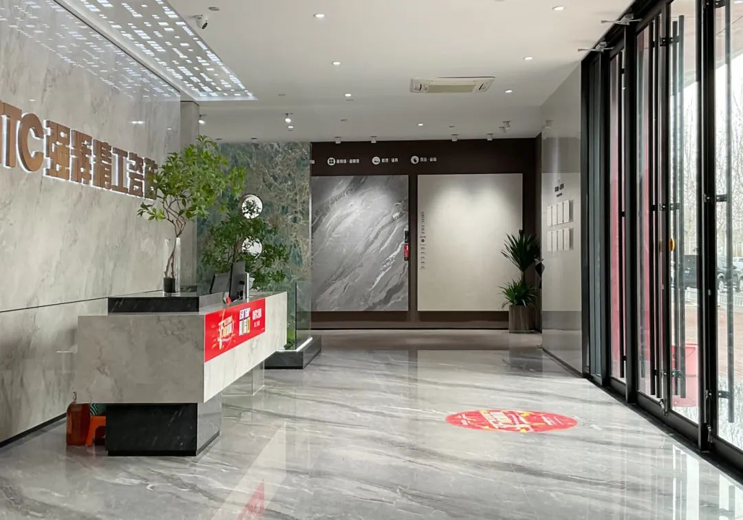 終端風(fēng)采 | 強(qiáng)輝東營(yíng)旗艦店，探尋質(zhì)感空間的詩(shī)意生活(圖6)