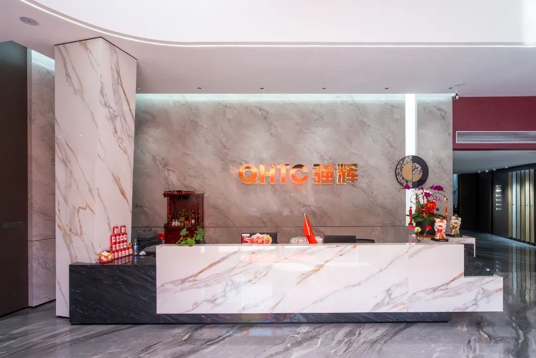終端風(fēng)采 | 強(qiáng)輝晉江旗艦店，品味質(zhì)感大師館，打卡美學(xué)新坐標(biāo)(圖6)